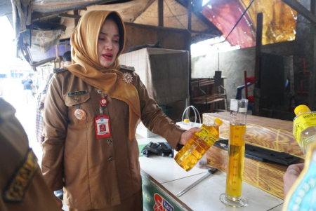 UJI TAKAR MINYAK GORENG