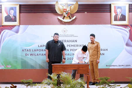 PENANDATANGANAN HASIL PEMERIKSAAN LKPD 2024