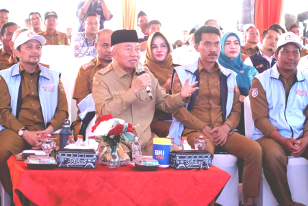PELUNCURAN KELEMBAGAAN KOPERASI MERAH PUTIH
