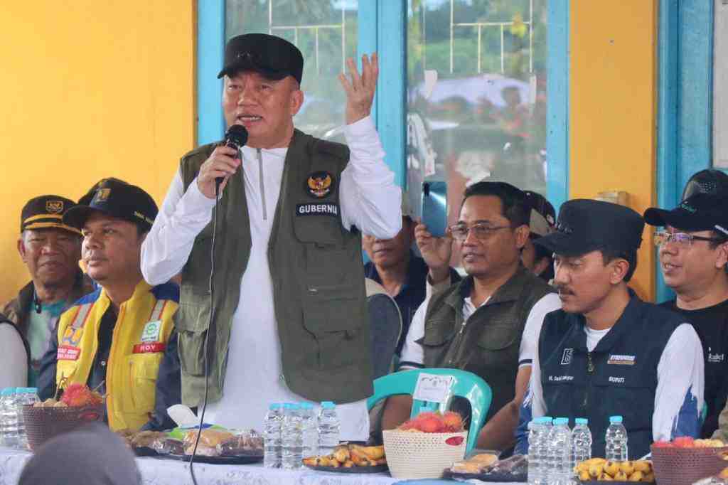 PENYERAHAN BANTUAN WARGA TERDAMPAK BANJIR 