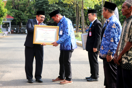 PENGHARGAAN ORGANISASI PENYELENGGARA PELAYANAN PUBLIK