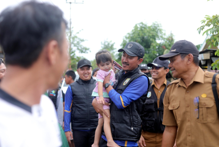 TINJAU KONDISI WARGA  TERDAMPAK BANJIR