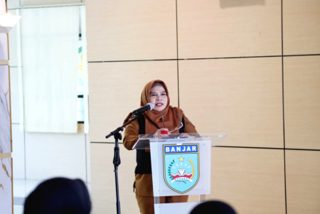 PENGGERAKAN DAN PEMBERDAYAAN MASYARAKAT