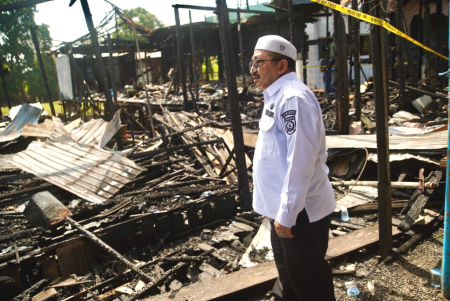 TINJAU LOKASI KEBAKARAN