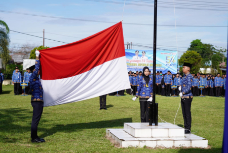 PENGIBARAN BENDERA MERAH PUTIH