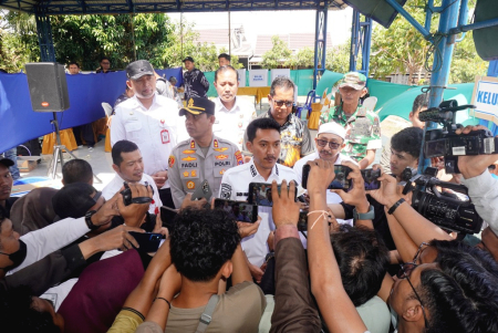 PENINJAUAN PELAKSANAAN PEMUNGUTAN SUARA PILKADES
