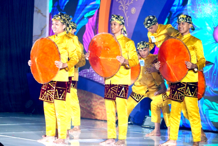 TARIAN MANDULANG INTAN