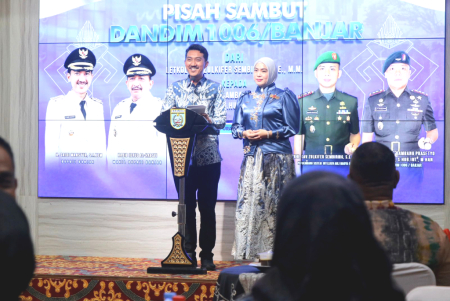 PISAH SAMBUT DANDIM 1006/BANJAR