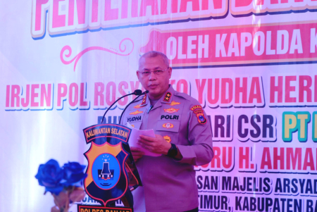 PENYERAHAN BANTUAN KOLAM BIOFLOK