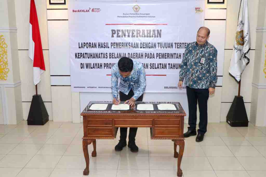 PENANDATANGANAN LHP BELANJA DAERAH