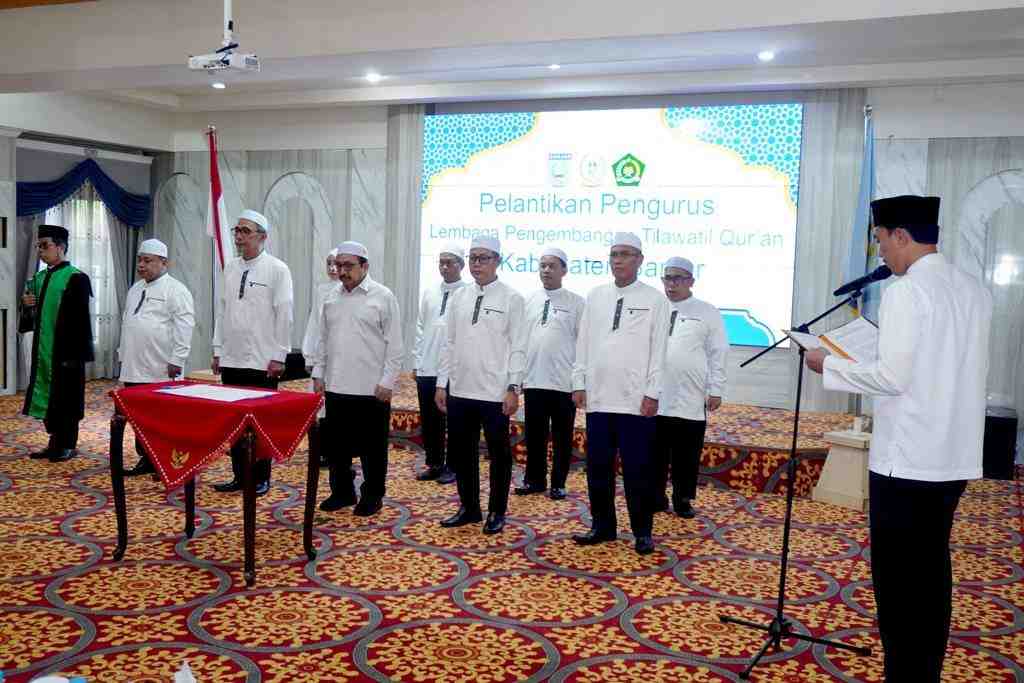 PENGAMBILAN SUMPAH PENGURUS LPTQ BANJAR
