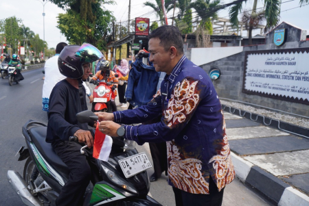 PASANG BENDERA MERAH PUTIH