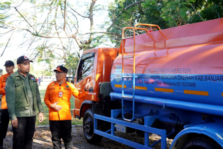 PENINJAUAN ARMADA TRUK TANGKI AIR