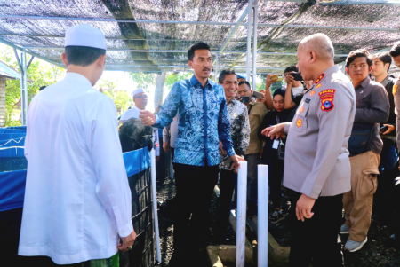 BANTUAN KOLAM BIOFLOK DAN BIBIT IKAN