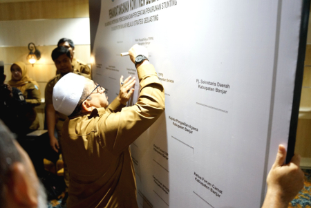 KOMITMEN BERSAMA KOLABORASI LINTAS SEKTOR