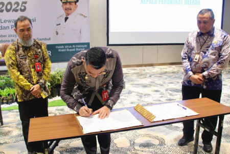 PENANDATANGANAN PERJANJIAN INOVASI DAERAH