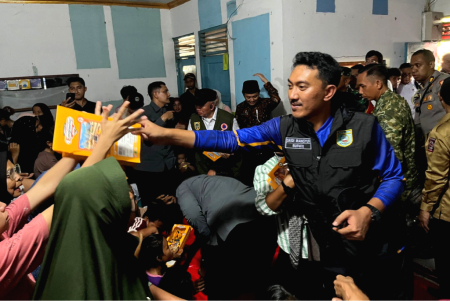 BANTUAN WARGA TERDAMPAK BANJIR