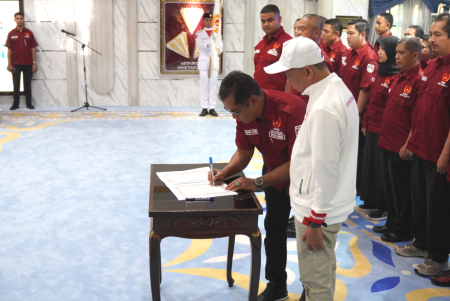PENANDATANGANAN BERITA ACARA PELANTIKAN