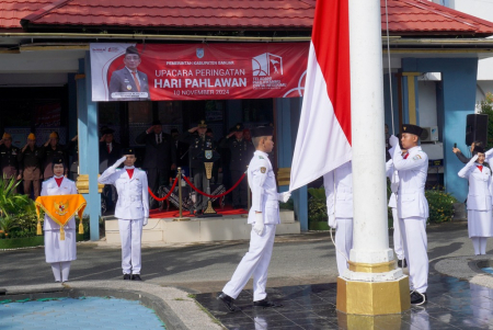 PENGIBARAN BENDERA MERAH PUTIH