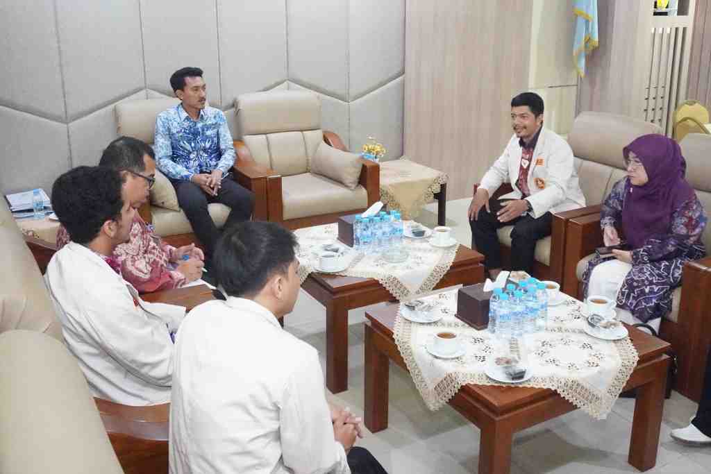 AUDIENSI DENGAN PEMUDA MUHAMMADIYAH