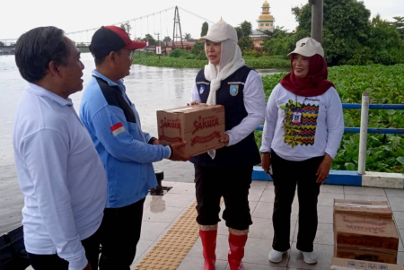 BANTUAN KORBAN TERDAMPAK BANJIR