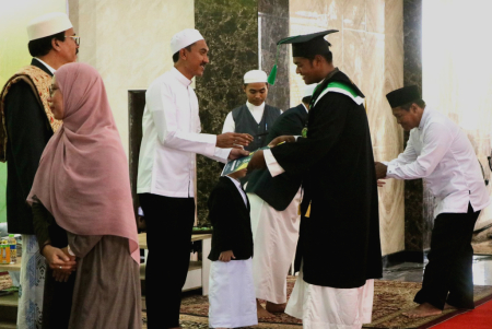 PENGUKUHAN SANTRIWAN TINGKAT ALIYAH