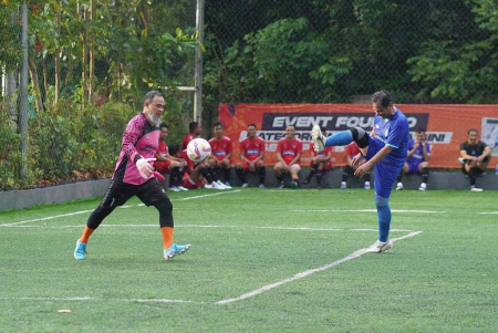 LAGA PERSAHABATAN