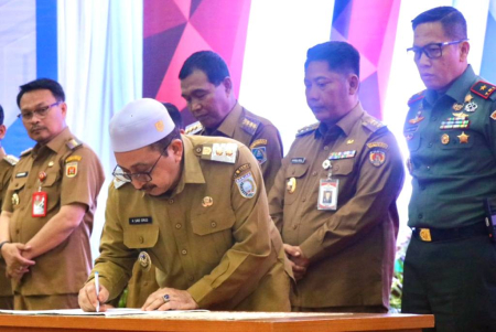 TANDATANGANI KESEPAKATAN KERJASAMA