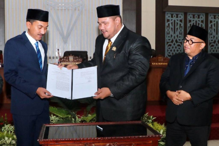 PENYERAHAN RANCANGAN PERATURAN DAERAH