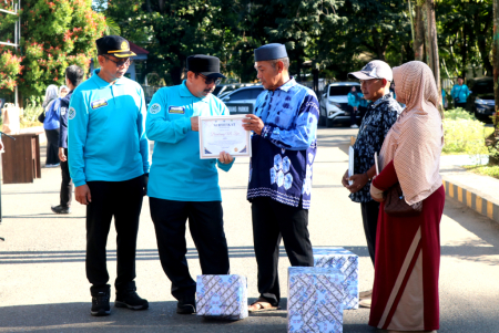 PENGHARGAAN NASABAH BANK SAMPAH