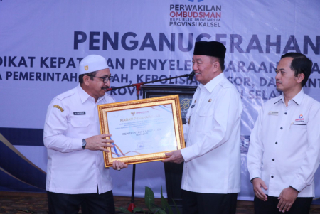 PENGHARGAAN KEPATUHAN PENYELENGGARAAN PELAYANAN PUBLIK