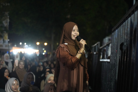 JEMAAH MENJAWAB PERTANYAAN 