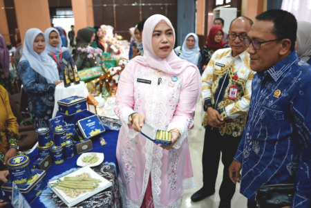 KREASI KUE TRADISIONAL SEMPRONG