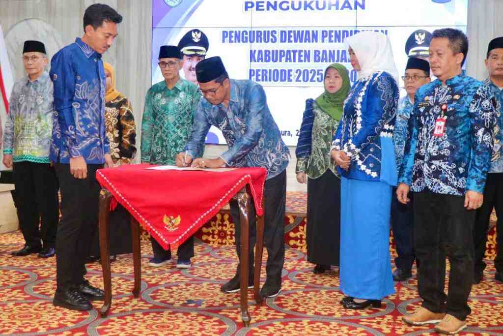 PENANDATANGANAN BERITA ACARA PELANTIKAN 