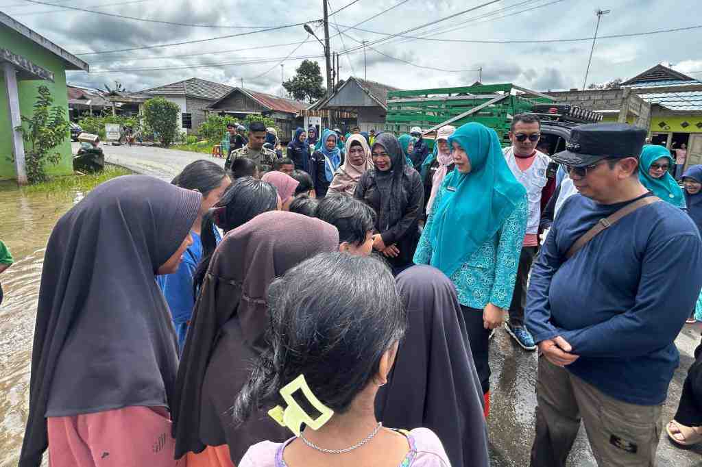 BERBINCANG DENGAN ANAK TERDAMPAK BANJIR