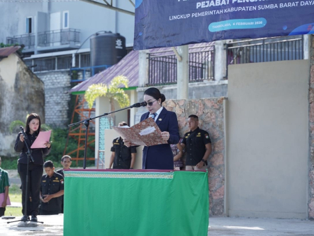 MELANTIK DAN MENGUKUHKAN