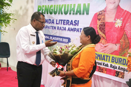  PENGUKUHAN BUNDA LITERASI RAJA AMPAT