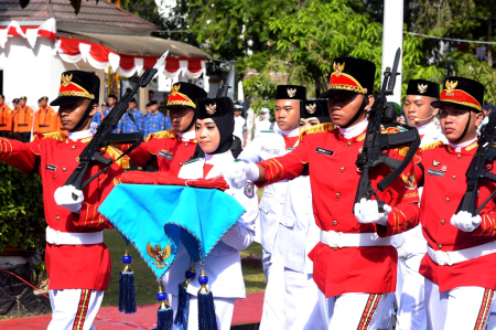 BAWA BAKI BENDERA