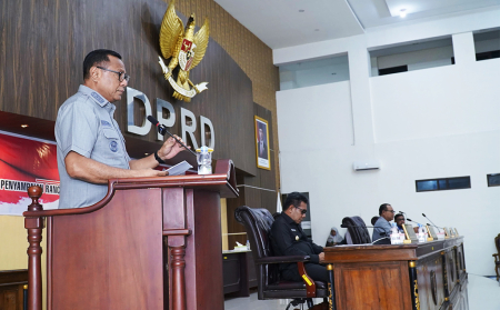 RAPAT PARIPURNA RANCANGAN AWAL RPJMD