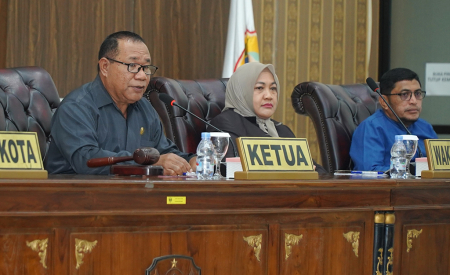 PROGRAM  LIMA TAHUN KEPALA DAERAH