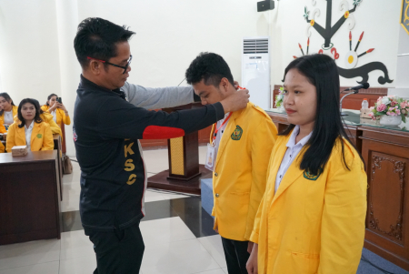 SEMATKAN TANDA PESERTA PKL-BK