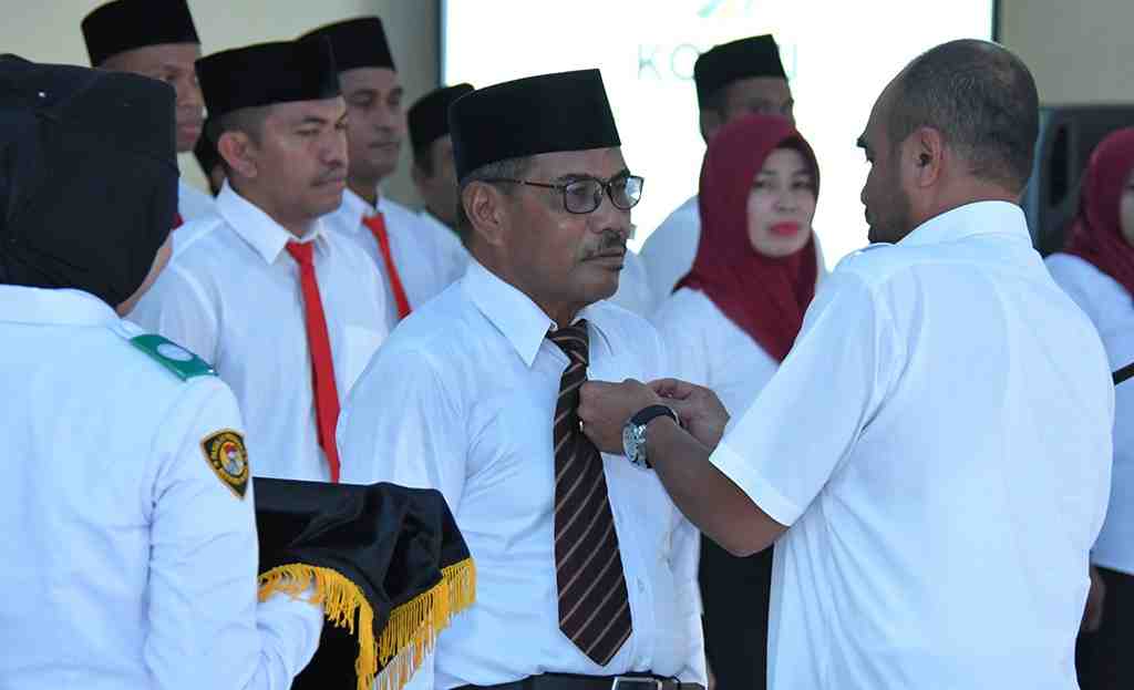 DUKUNG MASYARAKAT DALAM KEGIATAN OLAHRAGA