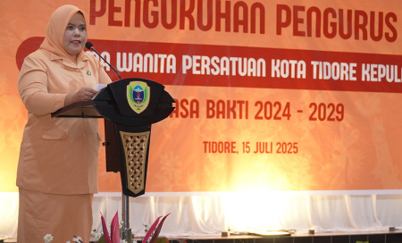 PELANTIKAN KETUA DAN PENGURUS DWP KOTA TIDORE
