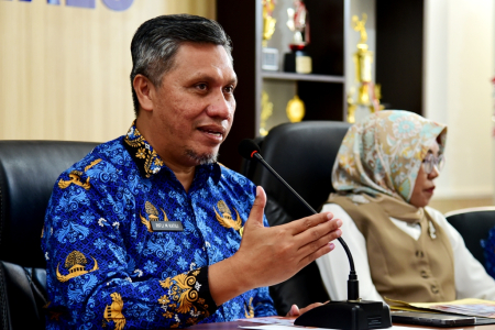 DIGITALISASI LAYANAN PEMERINTAH