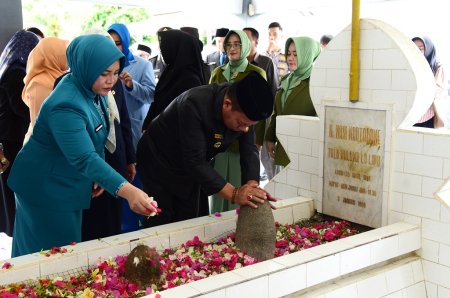 DOA UNTUK PAHLAWAN NASIONAL