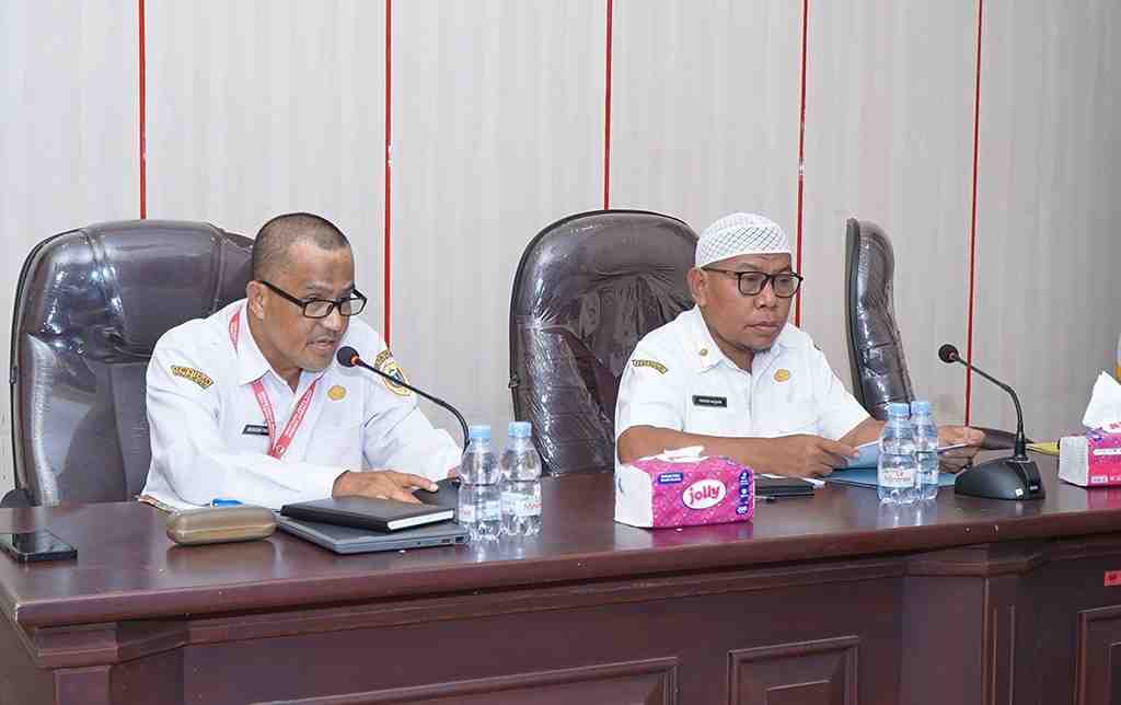 RAPAT RETRIBUSI PERSETUJUAN BANGUNAN GEDUNG