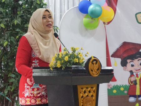 BANGUN FONDASI KARAKTER SEJAK DINI