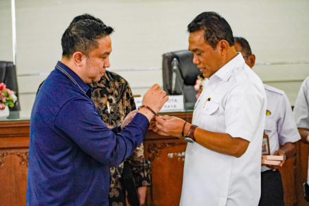 PASANG GELANG LILIS LAMIANG