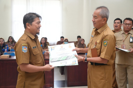 SERAHKAN PENGHARGAAN PENGELOLAAN ARSIP