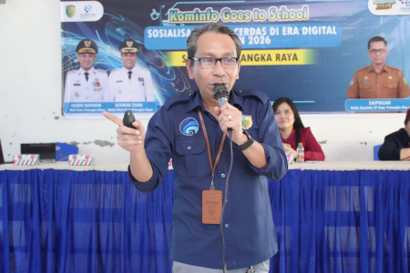 CERDAS BERMEDIA SOSIAL